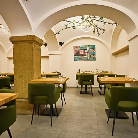 Gæstehus Plums Restaurant &
