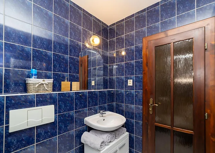 Plums Restaurant & Pension Gasthof Litomyšl