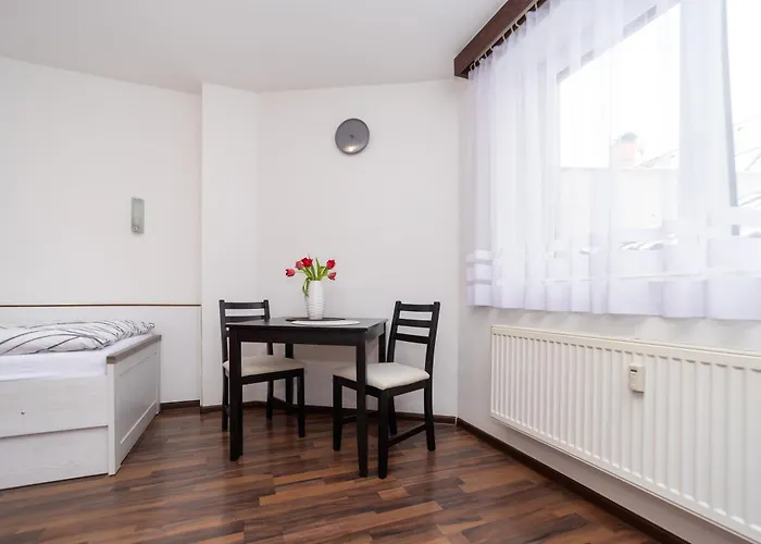 Plums Restaurant & Pension Litomyšl