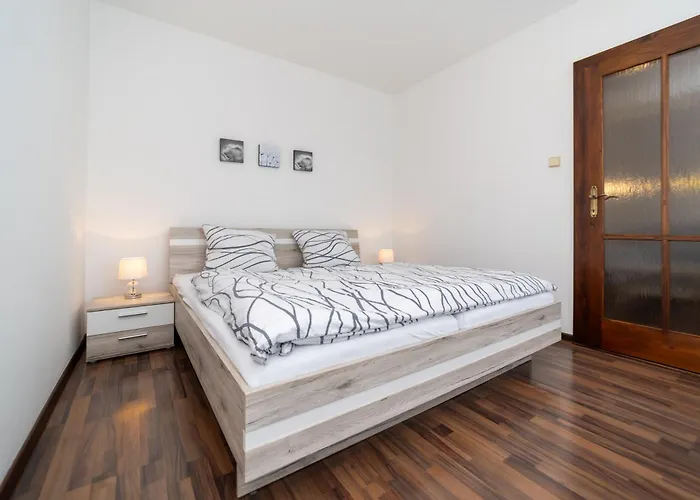 Gasthof Plums Restaurant & Pension 3*