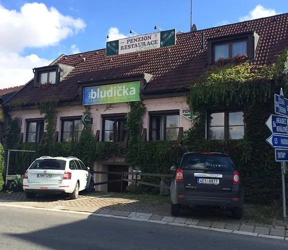 Plums Restaurant & Pension